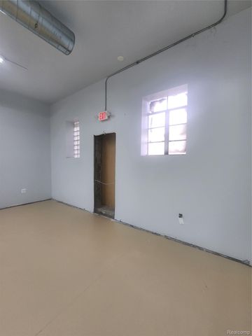 7012 East 9 Mile Rd., Warren, MI 48091