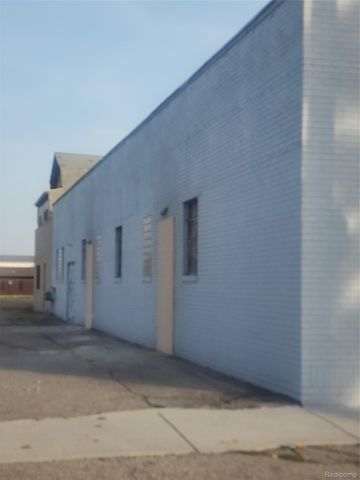 7012 East 9 Mile Rd., Warren, MI 48091