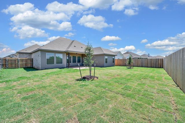 10017 Braided Briar Drive, Waco, TX 76712
