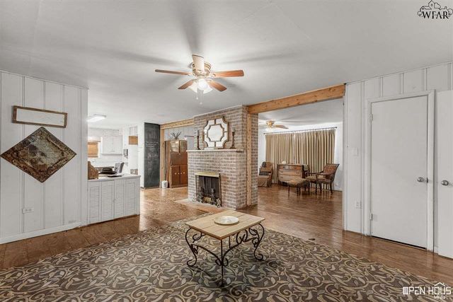 216 N BEVERLY DRIVE, Wichita Falls, TX 76306