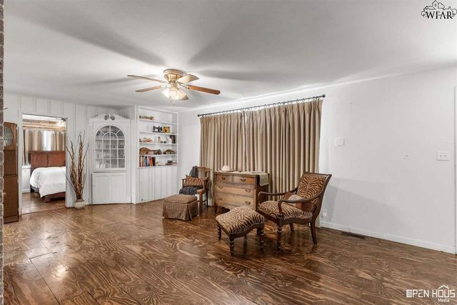 216 N BEVERLY DRIVE, Wichita Falls, TX 76306