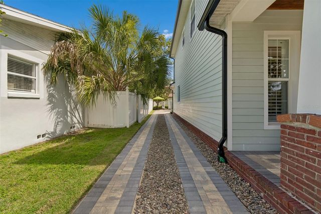 1581 MAGNOLIA AVE, Winter Park, FL 32789