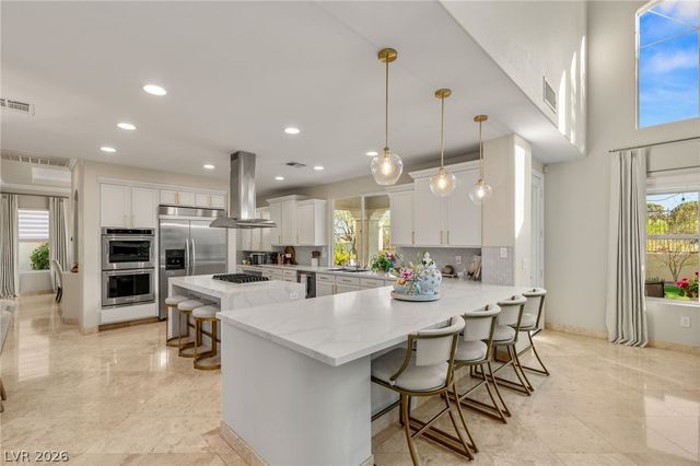 9313 Queen Charlotte Drive, Las Vegas, NV 89145