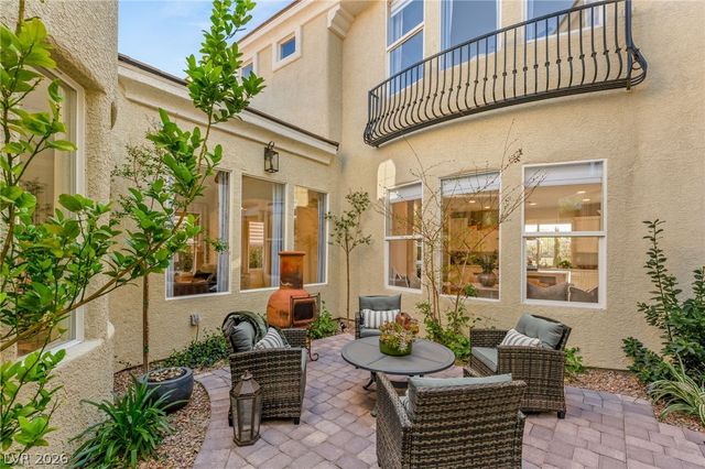 9313 Queen Charlotte Drive, Las Vegas, NV 89145