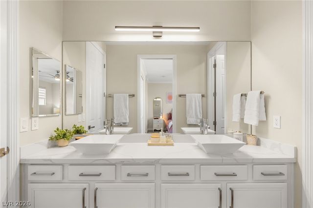 9313 Queen Charlotte Drive, Las Vegas, NV 89145