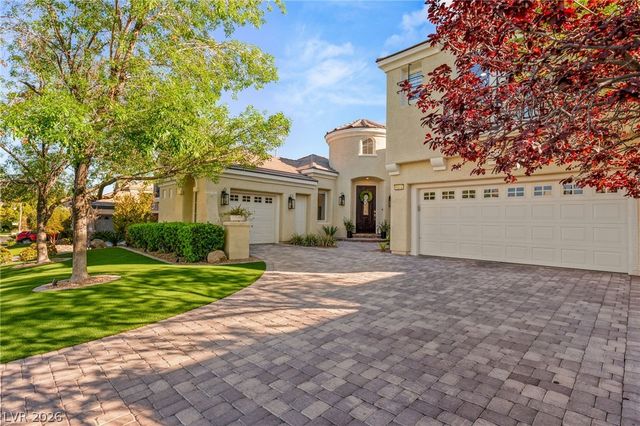 9313 Queen Charlotte Drive, Las Vegas, NV 89145