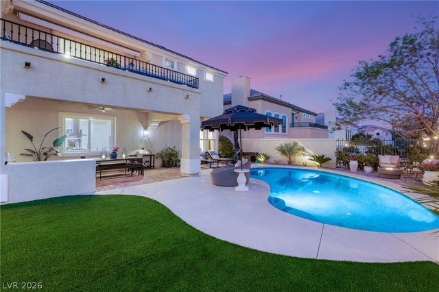 9313 Queen Charlotte Drive, Las Vegas, NV 89145