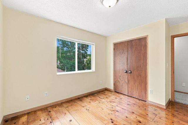 2622 Dupont Avenue N, Minneapolis, MN 55411