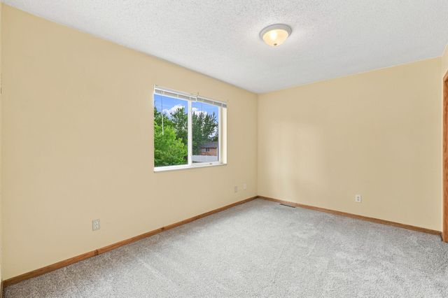 2622 Dupont Avenue N, Minneapolis, MN 55411