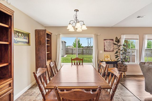 5304 ASPEN RIDGE DR, Columbia, MO 65202