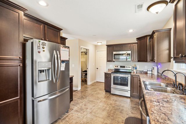 5304 ASPEN RIDGE DR, Columbia, MO 65202