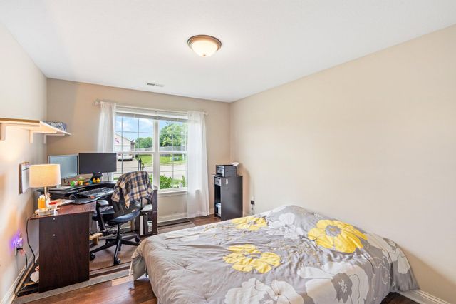 5304 ASPEN RIDGE DR, Columbia, MO 65202