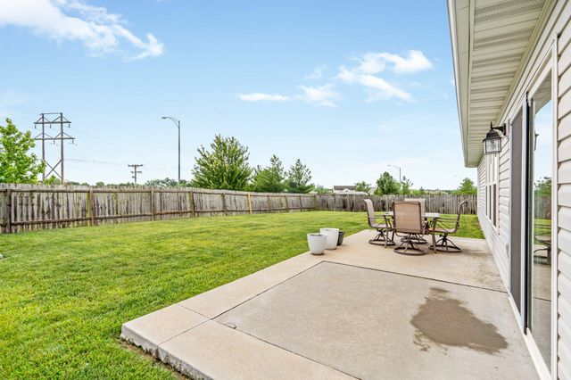5304 ASPEN RIDGE DR, Columbia, MO 65202