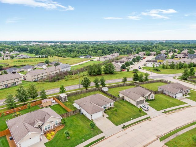 5304 ASPEN RIDGE DR, Columbia, MO 65202