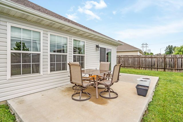 5304 ASPEN RIDGE DR, Columbia, MO 65202