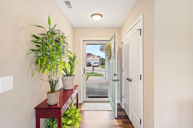 5304 ASPEN RIDGE DR, Columbia, MO 65202