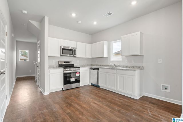 241 COLLEGE PARK DRIVE, Childersburg, AL 35044