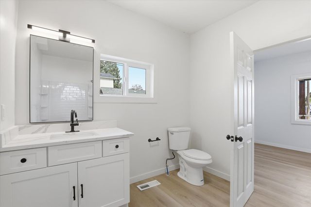 2811 N Lincoln St, Spokane, WA 99205