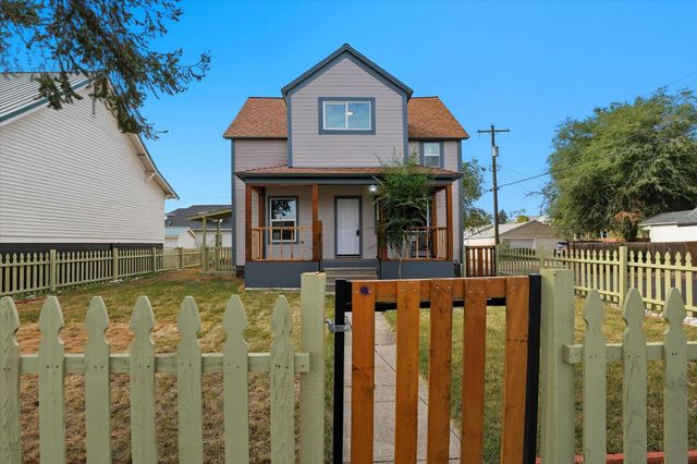 2811 N Lincoln St, Spokane, WA 99205