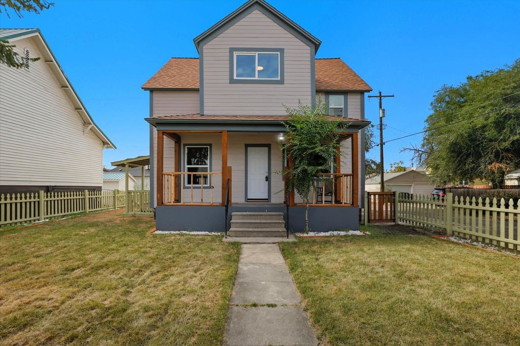 2811 N Lincoln St, Spokane, WA 99205