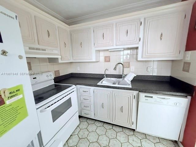 2841 Somerset Drive 305, Lauderdale Lakes, FL 33311