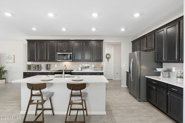 17765 W SUPERIOR Avenue, Goodyear, AZ 85338