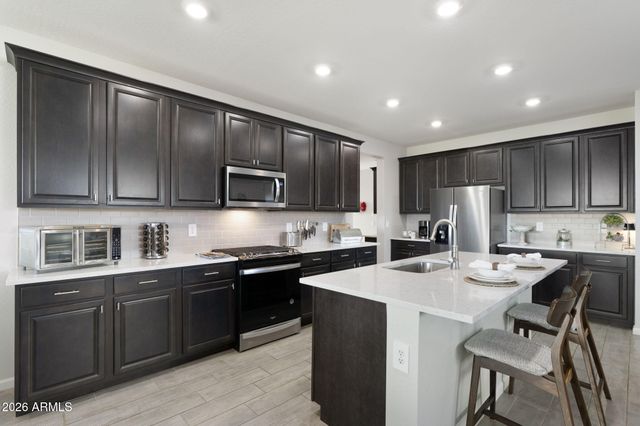 17765 W SUPERIOR Avenue, Goodyear, AZ 85338