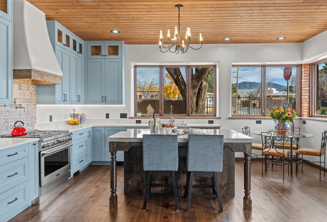 1701 Paseo De Peralta, Santa Fe, NM 87501