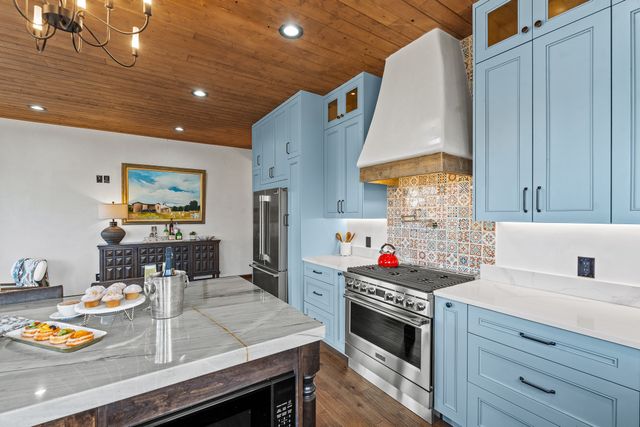 1701 Paseo De Peralta, Santa Fe, NM 87501