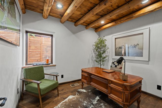 1701 Paseo De Peralta, Santa Fe, NM 87501