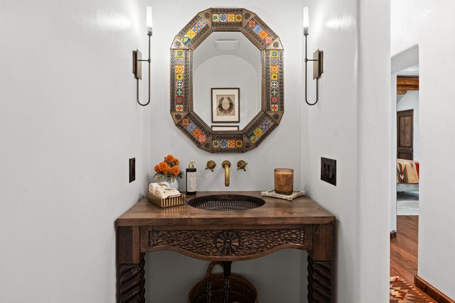 1701 Paseo De Peralta, Santa Fe, NM 87501