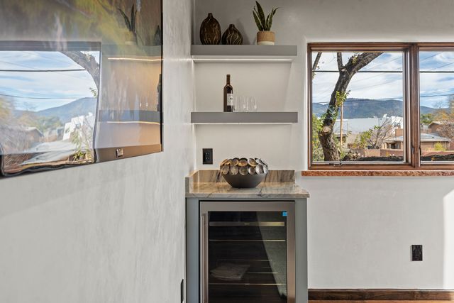 1701 Paseo De Peralta, Santa Fe, NM 87501