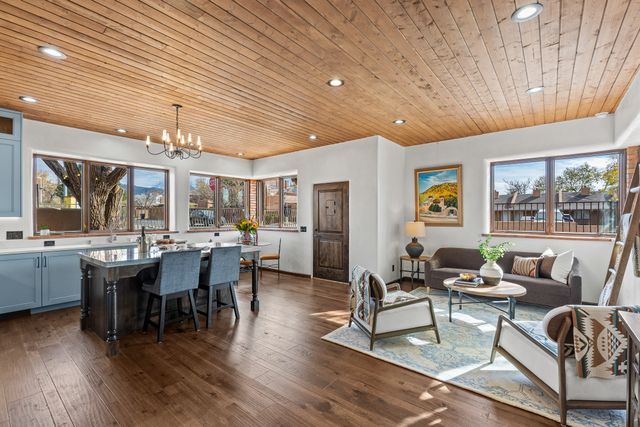 1701 Paseo De Peralta, Santa Fe, NM 87501