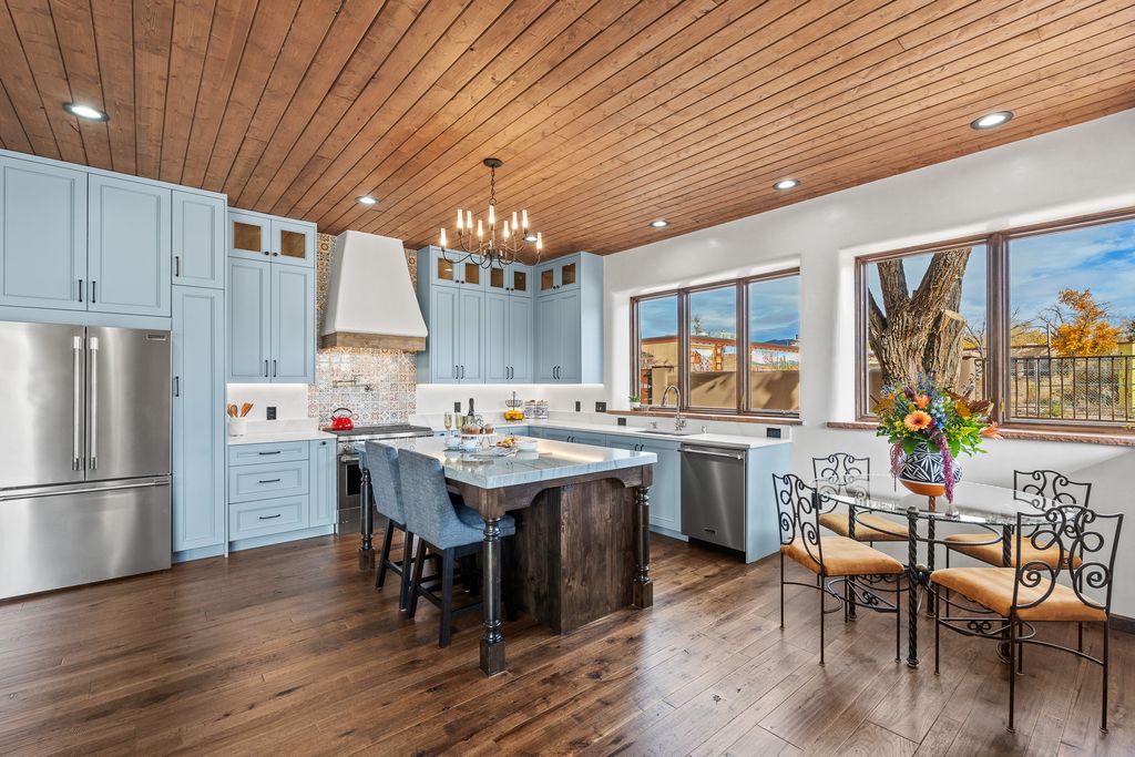 1701 Paseo De Peralta, Santa Fe, NM 87501