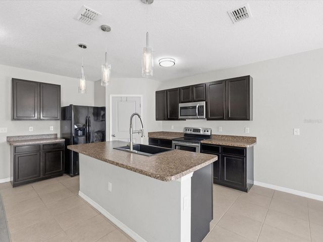 3135 S NORTHVIEW ROAD, Plant City, FL 33566