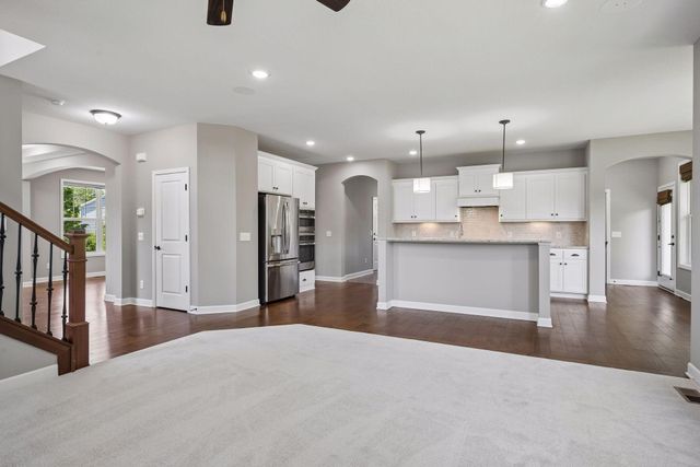 16710 51st Place N, Plymouth, MN 55446