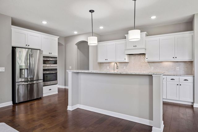 16710 51st Place N, Plymouth, MN 55446
