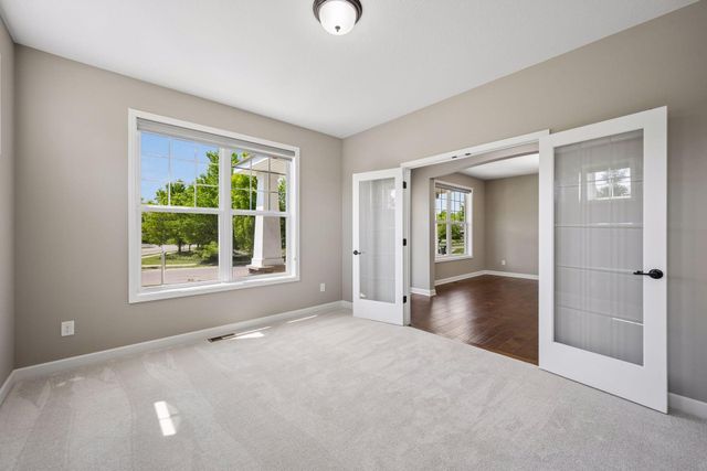16710 51st Place N, Plymouth, MN 55446