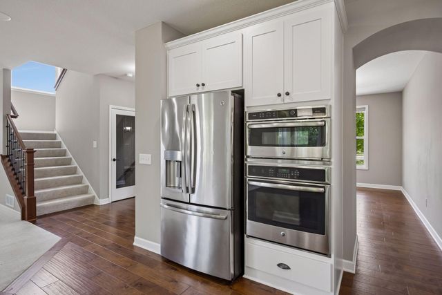 16710 51st Place N, Plymouth, MN 55446