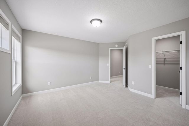 16710 51st Place N, Plymouth, MN 55446