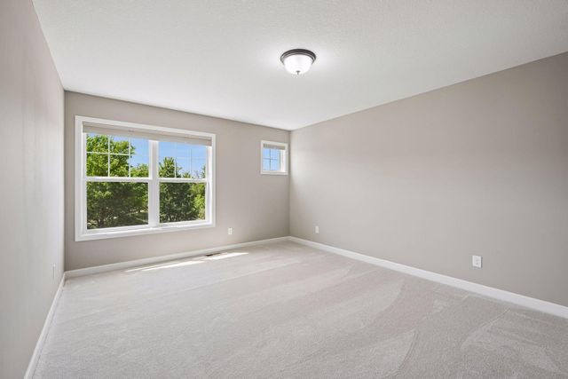 16710 51st Place N, Plymouth, MN 55446