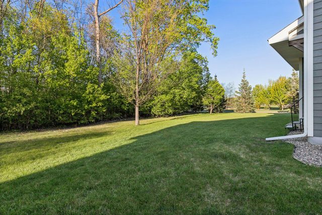 16710 51st Place N, Plymouth, MN 55446