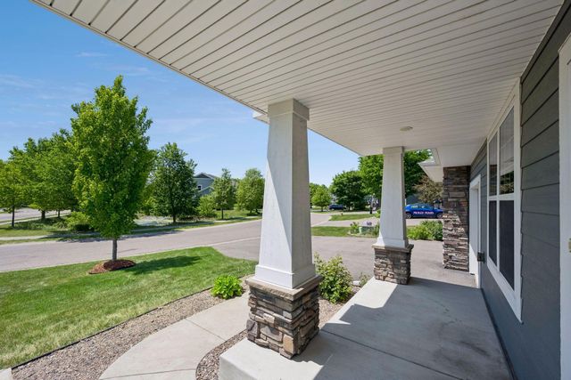 16710 51st Place N, Plymouth, MN 55446