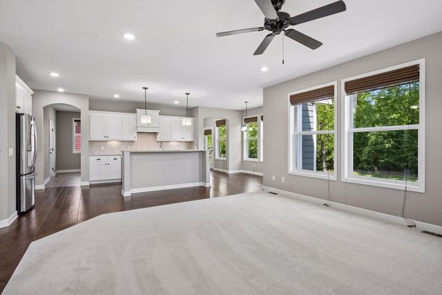 16710 51st Place N, Plymouth, MN 55446