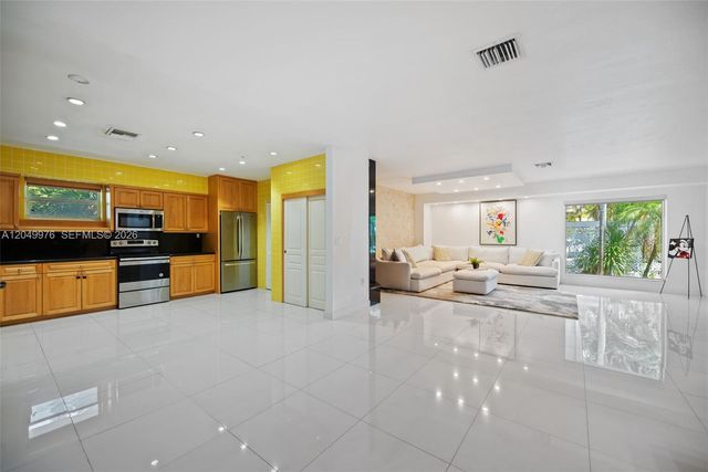 11530 NE 22nd Drive, North Miami, FL 33181