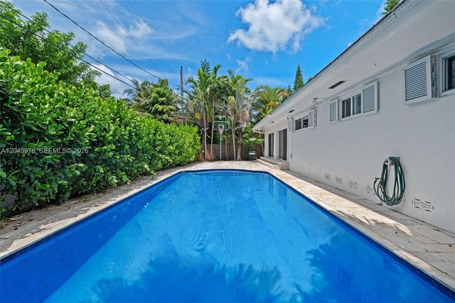 11530 NE 22nd Drive, North Miami, FL 33181