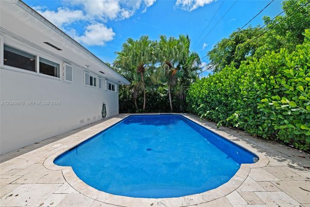 11530 NE 22nd Drive, North Miami, FL 33181