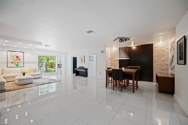 11530 NE 22nd Drive, North Miami, FL 33181