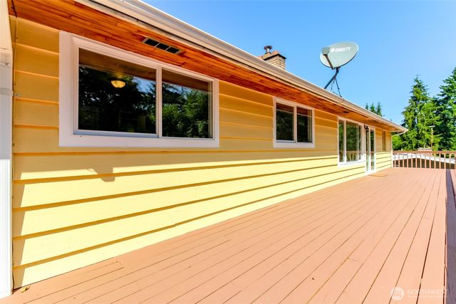 30240 7th Avenue S, Federal Way, WA 98003
