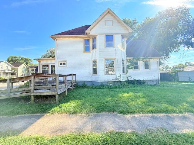 695 N Harrison Avenue, Kankakee, IL 60901